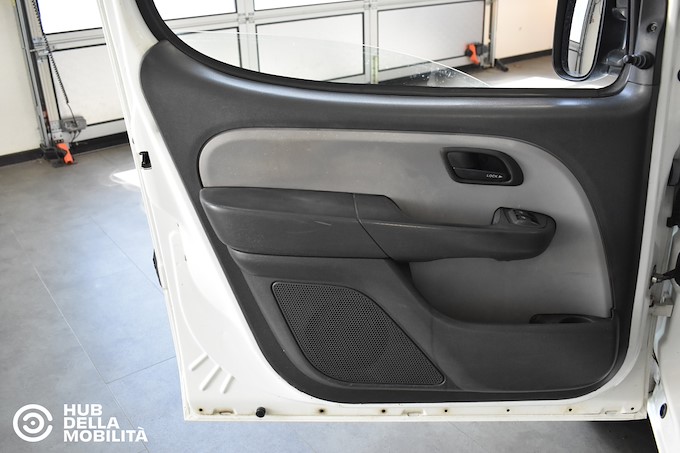 FIAT Doblò 1.3 MJ 16V PC-TN Cargo Lamier.